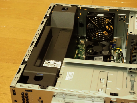 HPE ProLiant ML30 Gen10 サーバー のレビュー:画像36