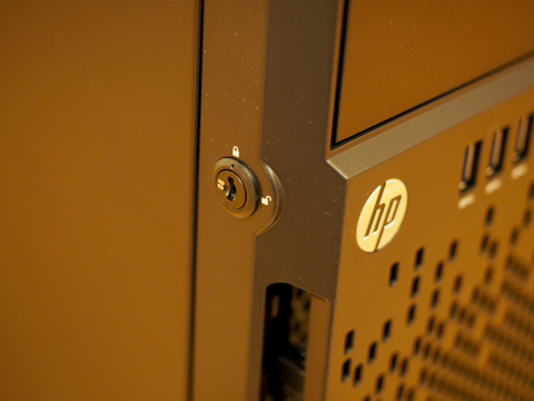 HPE ProLiant ML30 Gen9 サーバー のレビュー:画像16
