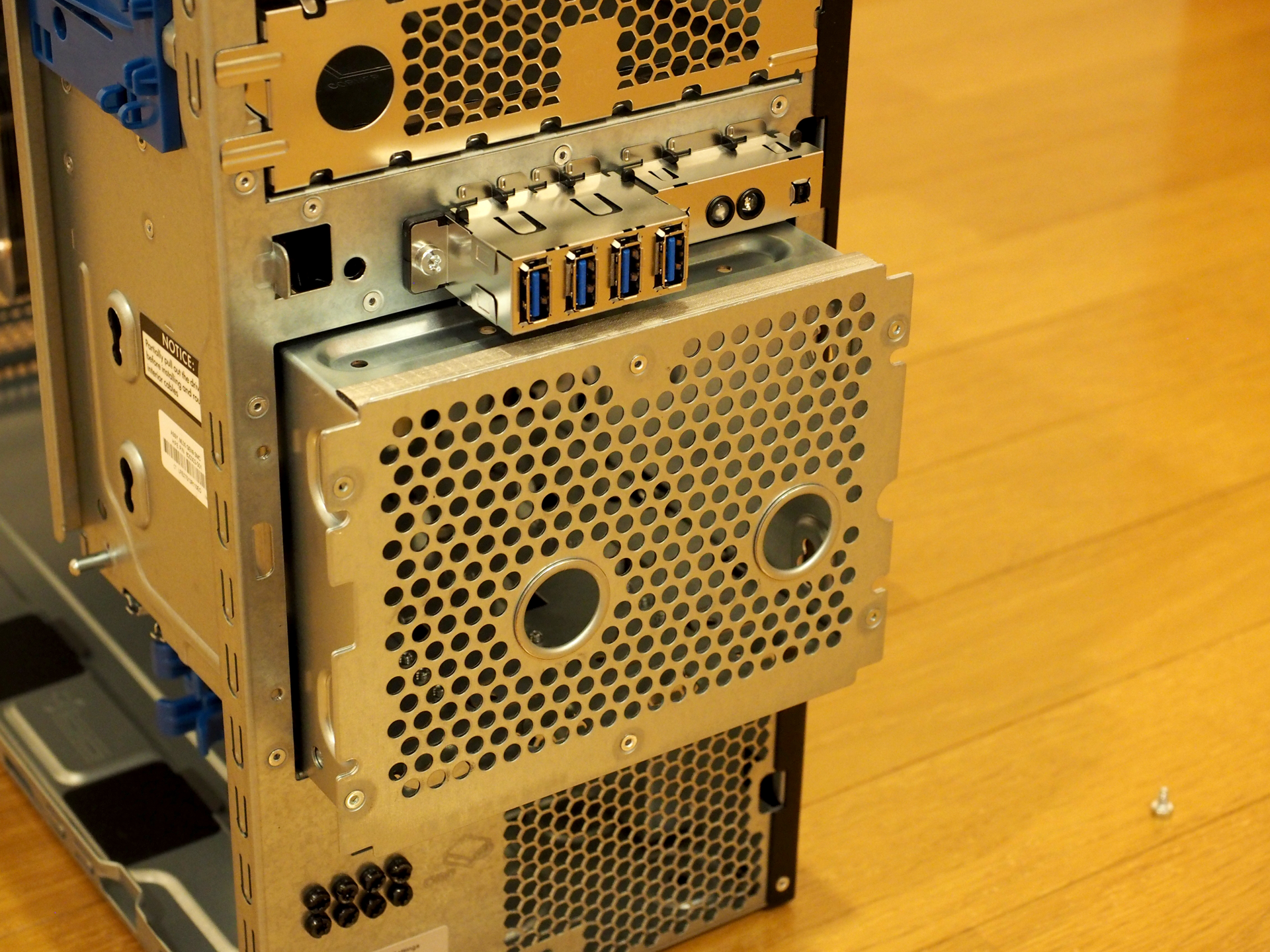 HPE ProLiant ML30 Gen9 サーバー のレビュー | iPentec