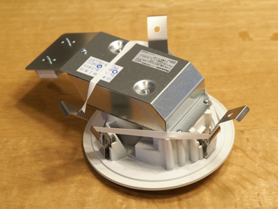 パナソニック(Panasonic) ダウンライト内玄関・廊下用 FreePa LGBC71612LE1 の取り付けレビュー:画像4