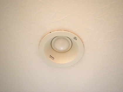 パナソニック(Panasonic) ダウンライト内玄関・廊下用 FreePa LGBC71612LE1 の取り付けレビュー:画像9