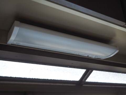 Panasonic LED キッチンライト LGB52084-LE1 の取り付けとレビュー:画像26