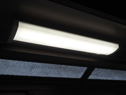 Panasonic LED キッチンライト LGB52084-LE1 の取り付けとレビュー:画像27