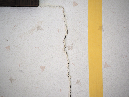 壁のひび割れを補修する:画像9