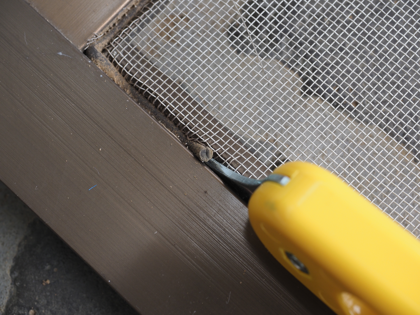 網戸の網を張替える:画像19