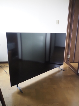 液晶テレビやディスプレイの写真の画面の反射、映り込みを除去する - Nano Banana Proを利用:画像1