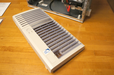 NEC Express 5800/GT110b (2万円程度の安価版)のレビュー - 消費電力・CPUの交換:画像13