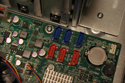 NEC Express 5800/GT110b (2万円程度の安価版)のレビュー - 消費電力・CPUの交換:画像30