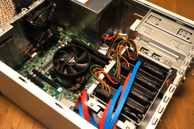 NEC Express 5800/GT110b (2万円程度の安価版)のレビュー - 消費電力・CPUの交換:画像31