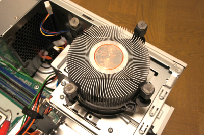 NEC Express 5800/GT110b (2万円程度の安価版)のレビュー - 消費電力・CPUの交換:画像34