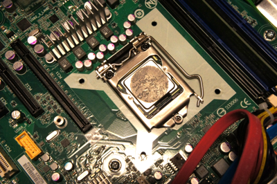 NEC Express 5800/GT110b (2万円程度の安価版)のレビュー - 消費電力・CPUの交換:画像35